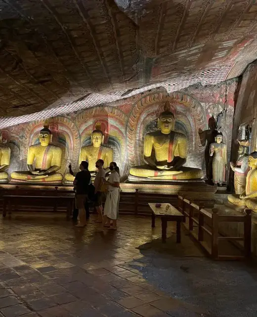 Dambulla-Cave-Temple-Sri-Lanka